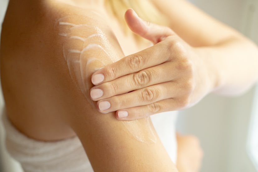 Not showering for a week (or longer) can cause skin irritation.