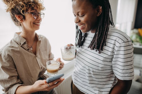 9 Boundaries You Should Have In Your Friendships, According To Experts