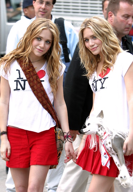 How To Recreate Mary-Kate & Ashley Olsen's Outfits In 'New York Minute'
