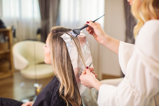Can You Bleach Your Hair While Pregnant? Experts Explain