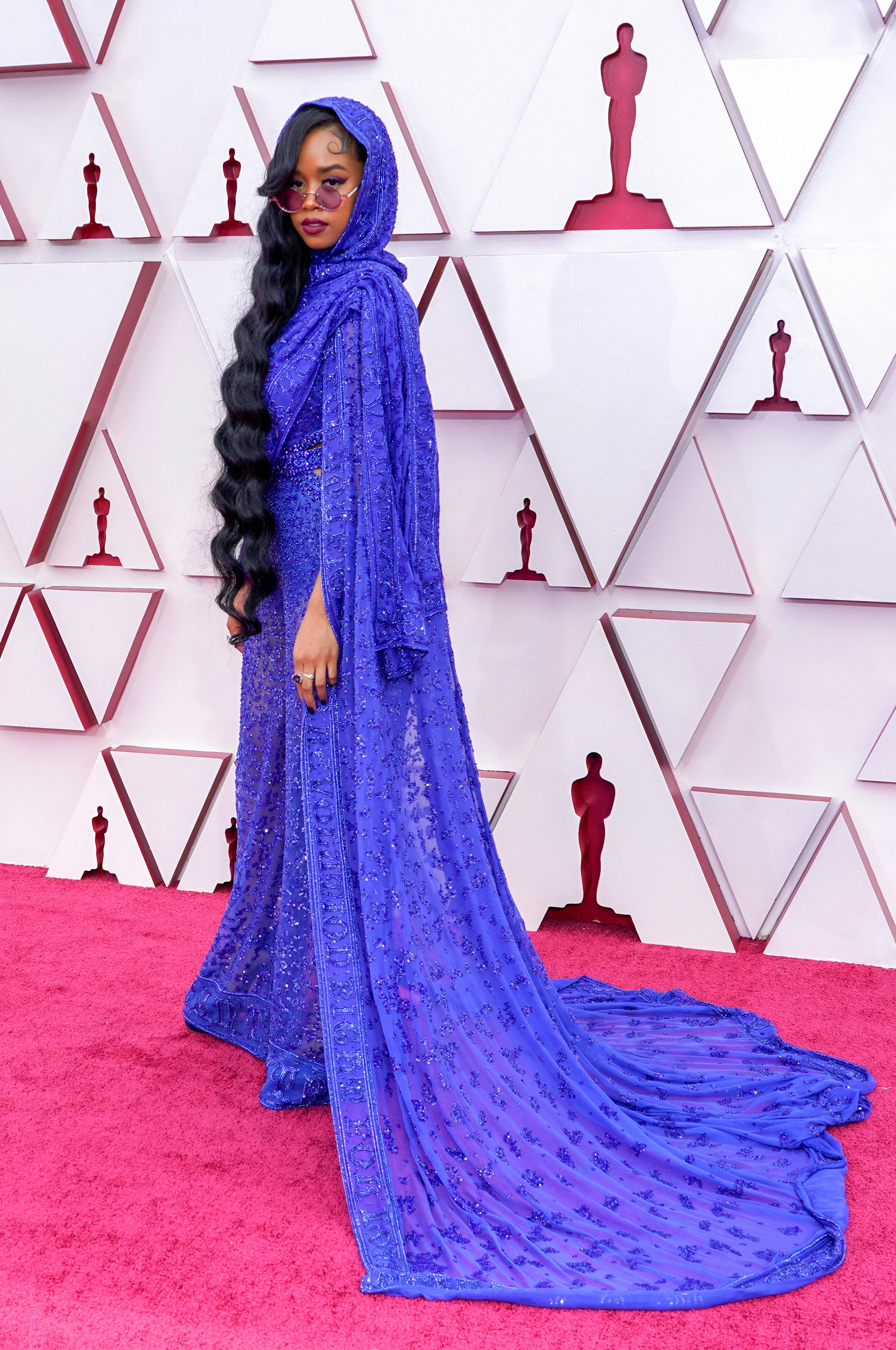 LOS ANGELES, CALIFORNIA – APRIL 25: H.E.R. attends the 93rd Annual Academy Awards at Union Station o...