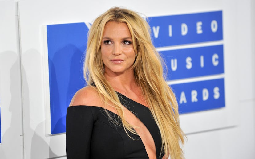 NEW YORK, NY - AUGUST 28: Singer Britney Spears arrives at the 2016 MTV Video Music Awards at Madis...