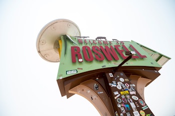 UNITED STATES - AUGUST 21: The Welcome to Roswell sign greets visitors on the outskirts of Roswell, ...