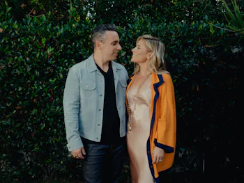 Sebastian Maniscalco’s Wife & Kids Are The True Stars Of His Stand-Up