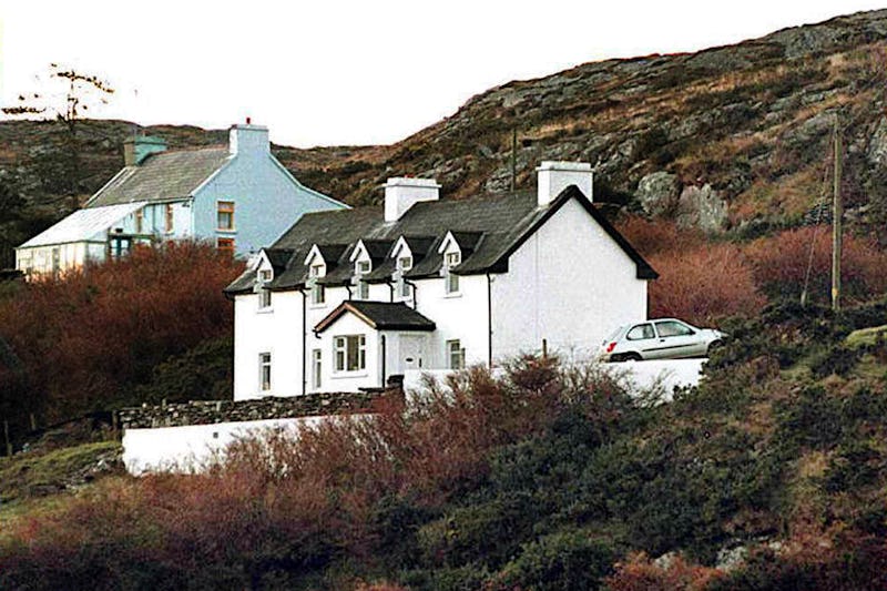 (FILES) A file photo taken on December 24, 1996 in Schull, southern Ireland, shows the house of Soph...