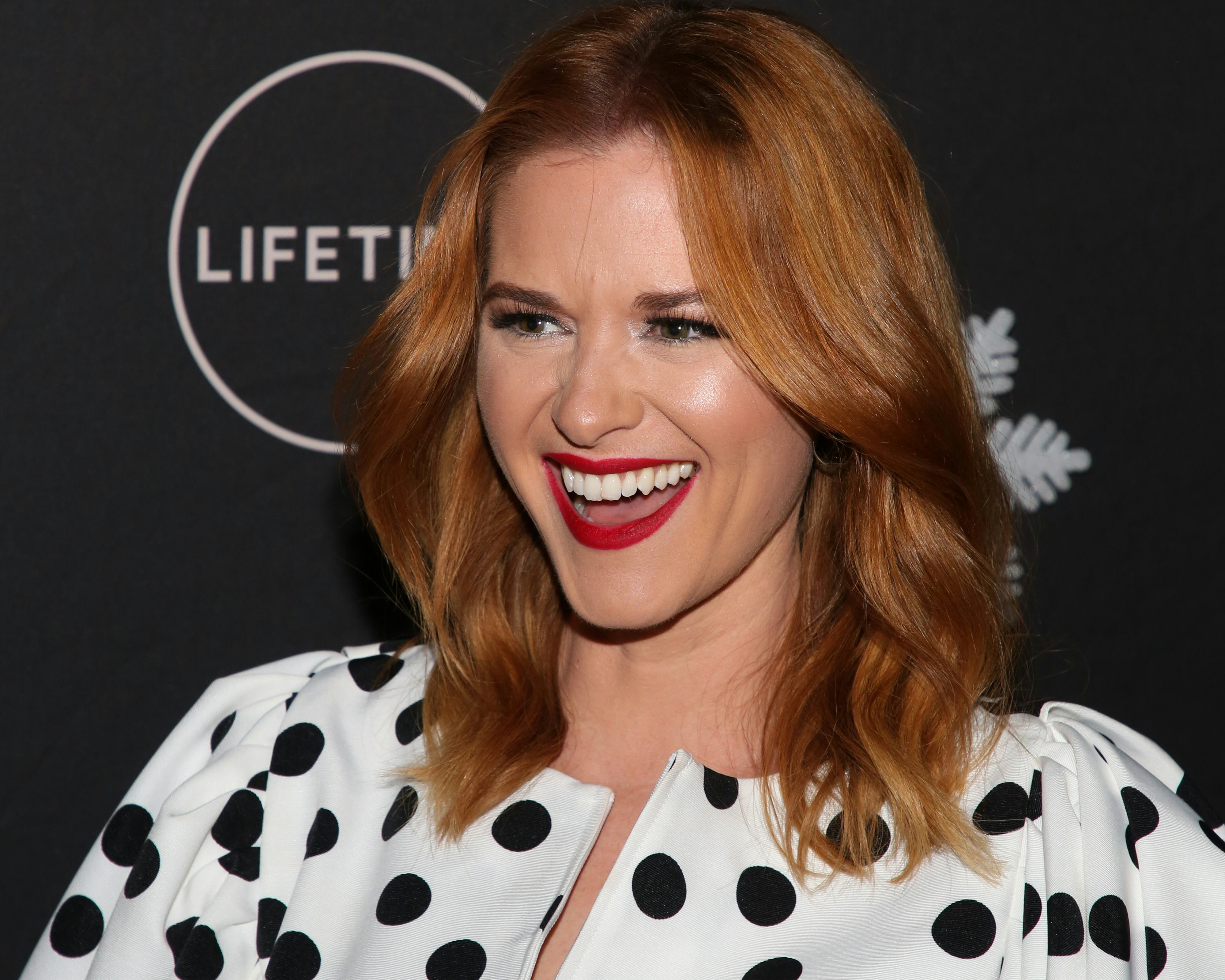 LOS ANGELES, CALIFORNIA - OCTOBER 22: Sarah Drew attends the &ldquo;It&rsquo;s A Wonderful Lifetime&rdquo; Holiday Par&hellip;