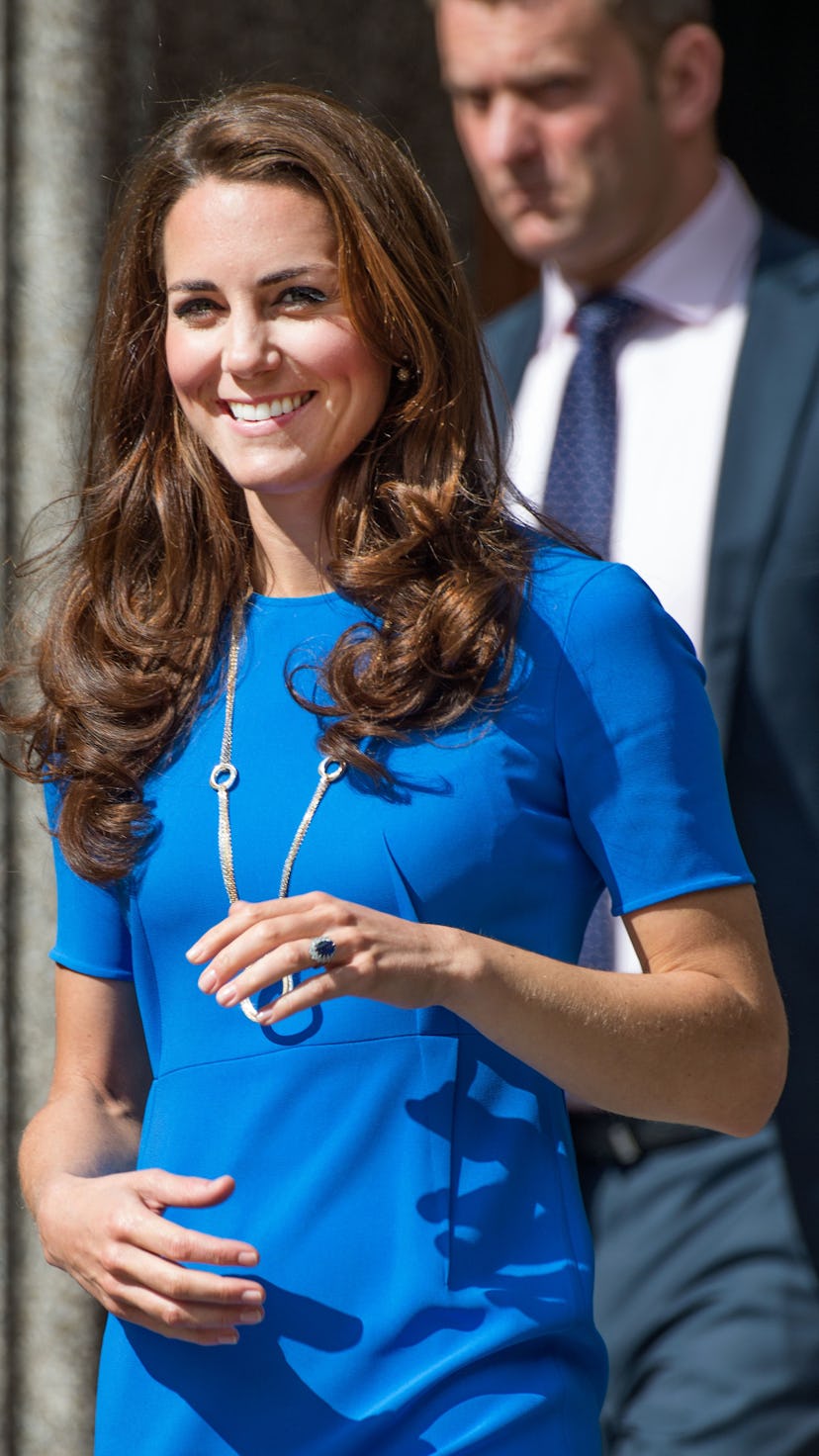 From halo settings on Kate Middleton to princess cuts on Hilary Duff, find the top 2000s engagement ...
