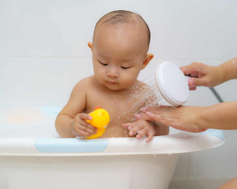 Experts explain when babies can safely sit up in the bathtub.