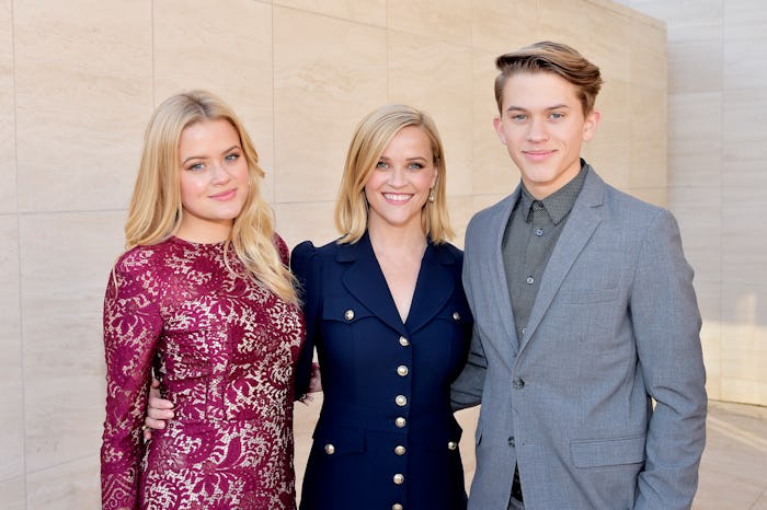 HOLLYWOOD, CALIFORNIA - DECEMBER 11: (l-R) Ava Elizabeth Phillippe,  honoree Reese Witherspoon, and ...