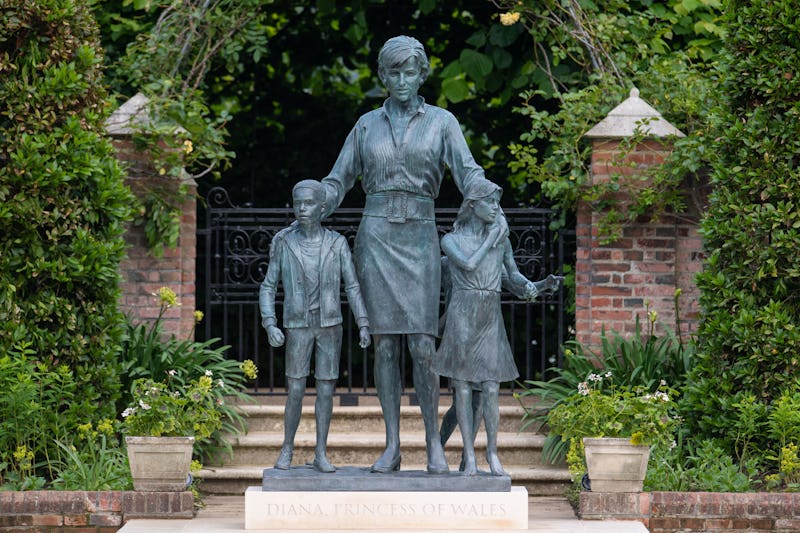 LONDON, ENGLAND - JULY 01: The statue of Diana, Princess of Wales, by artist Ian Rank-Broadley, in t...