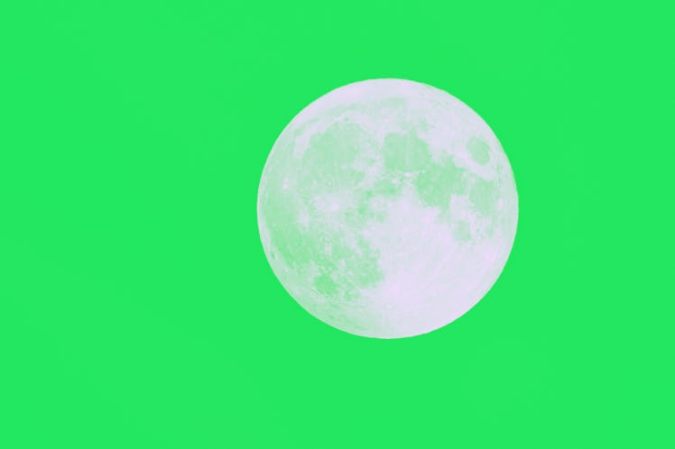 The July 2021 full moo in Aquarius, illuminated in green, to emphasize its spiritual meaning.