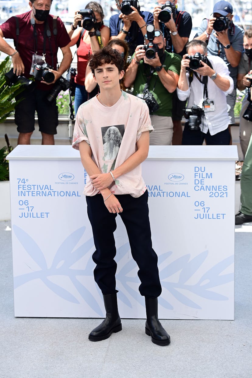 CANNES, FRANCE - JULY 13: Timothée Chalamet attends the "The French Dispatch" photocall during the 7...