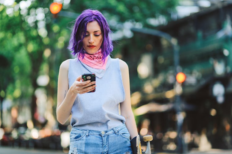 Even if a guy is texting you less often, it may not mean anything bad. 