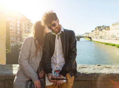 Here's what you should know before dating an Italian man. 