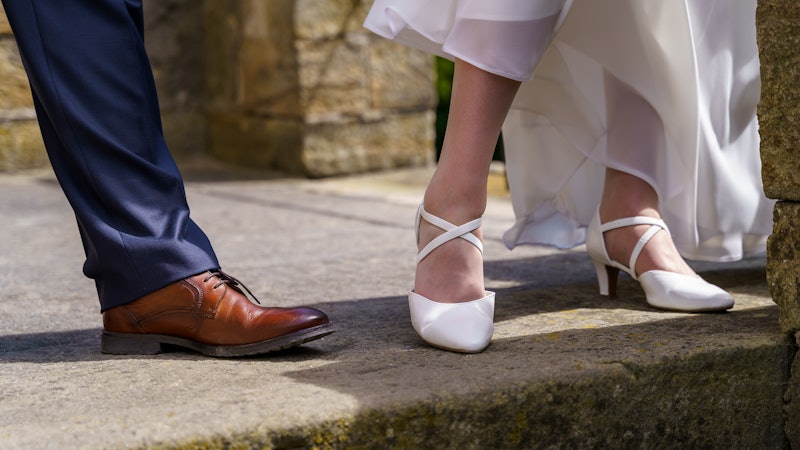 bride and groom feet