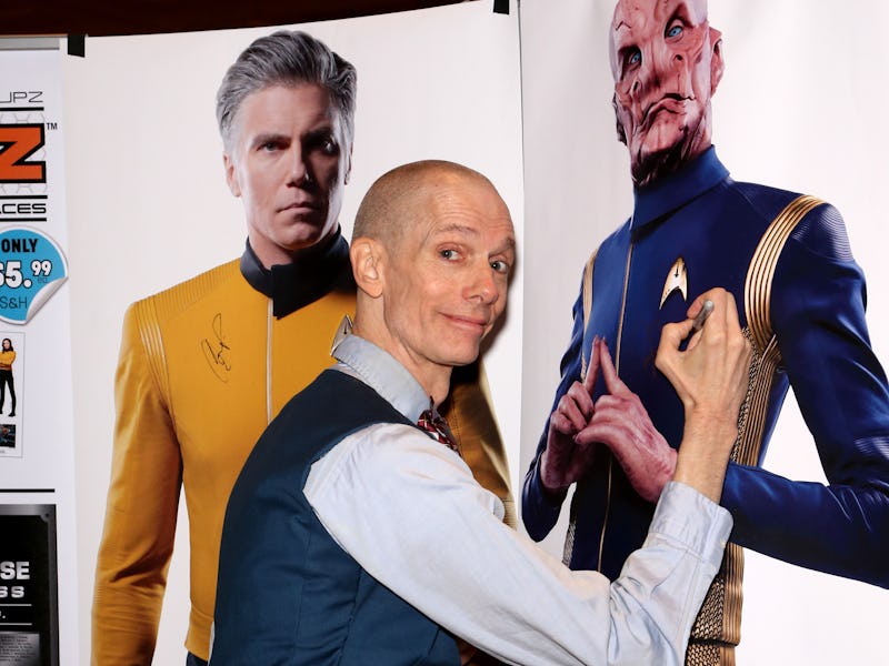 LAS VEGAS, NEVADA - AUGUST 04: Actor Doug Jones signs a life-sized image of the character Saru, whic...