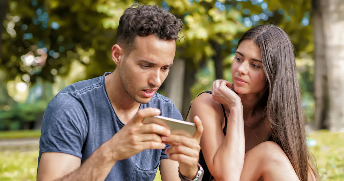 Am I Being Played? 7 Signs You're Dating A Player