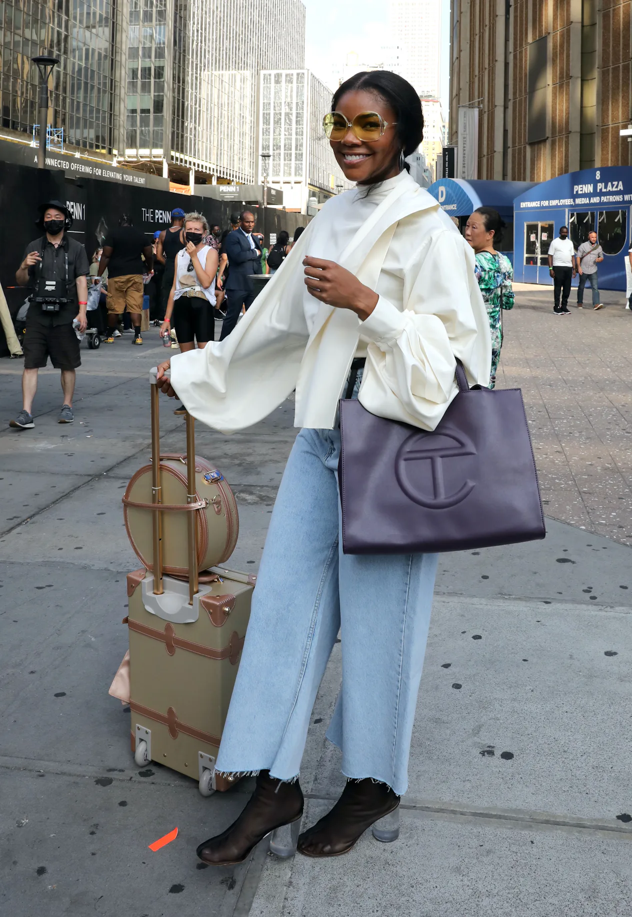 Every Celebrity With A Telfar Bag, From Zoe Kravitz To Beyonce