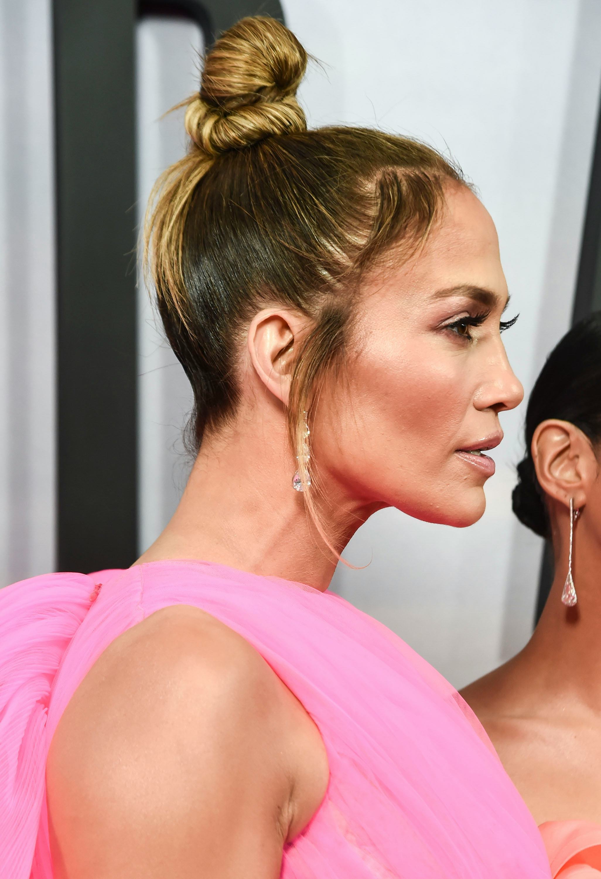 Jennifer Lopez has rocked so many hair looks during her prolific career that it seems like there&rsquo;s n&hellip;