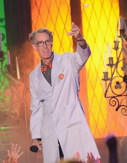 Bill Nye and The Magic School Bus were just two '90s school favorites. 
