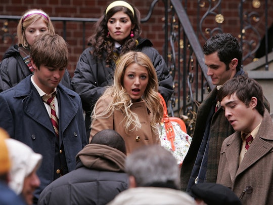 NEW YORK - NOVEMBER 27:  Chace Crawford, Blake Lively, Penn Badgley and Ed Westwick on location for ...