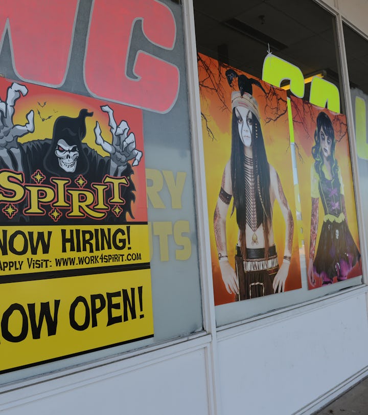 When Do Spirit Halloween Stores Open 2021