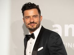 Orlando Bloom's skinny-dipping Instagram is prompting funny reactions on Twitter.