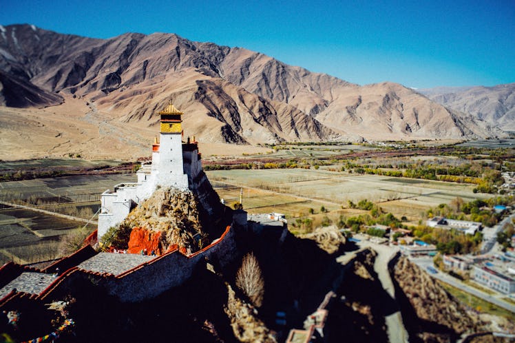 Photo from a 4 week tour through Tibet, its fascinating history and beautiful himalayan landscape.