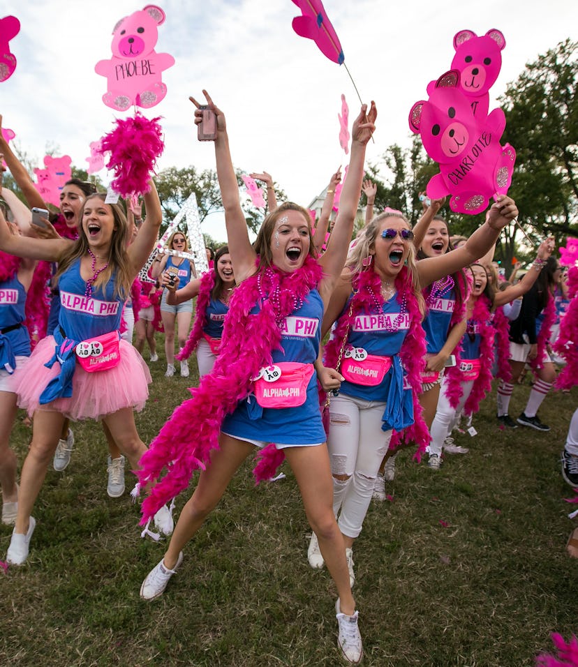 UNITED STATES - October 6: Members of Alpha Phi sorority chant as they welcome their new members on ...