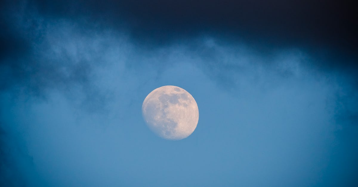 How The August 2021 Full Blue Moon Will Affect Each Zodiac Sign