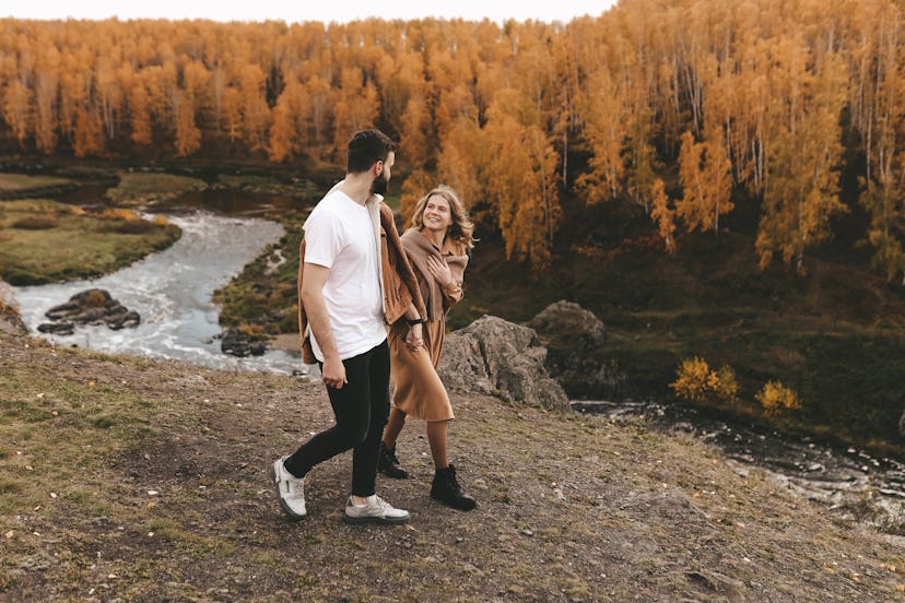 These fall date ideas are perfect for romantic autumn days.
