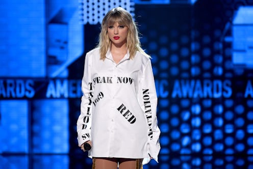 Taylor Swift performs during the 2019 American Music Awards.