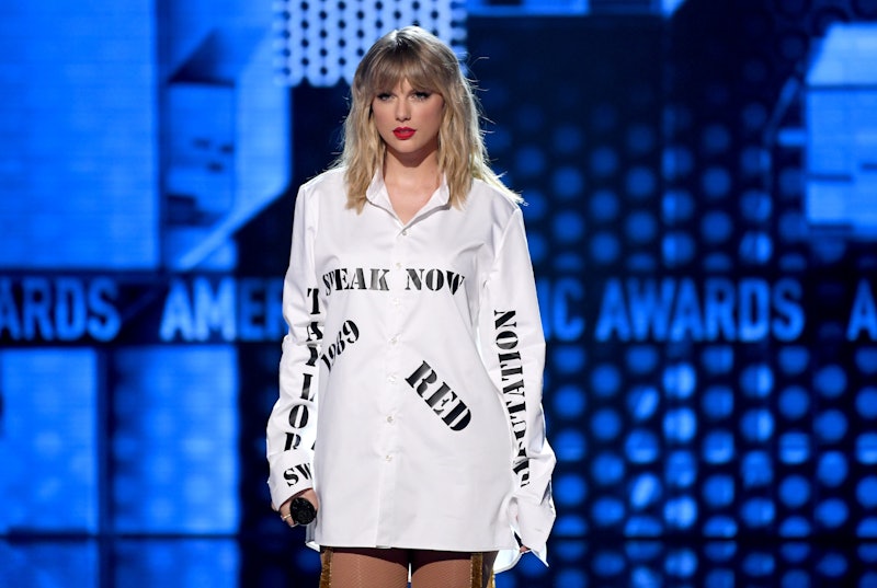 Taylor Swift performs during the 2019 American Music Awards.