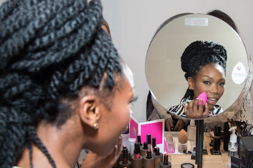 Brandy Norwood using Beautyblender