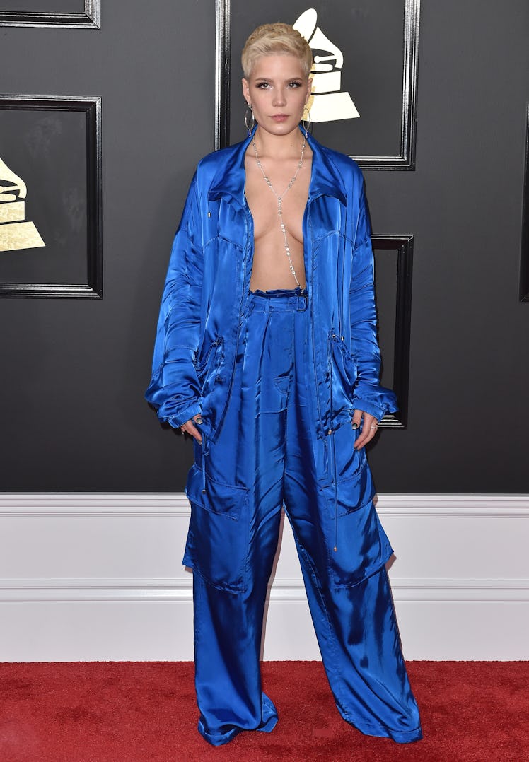 LOS ANGELES, CA - FEBRUARY 12:  Recording artist Halsey attends the 59th GRAMMY Awards at STAPLES Ce...