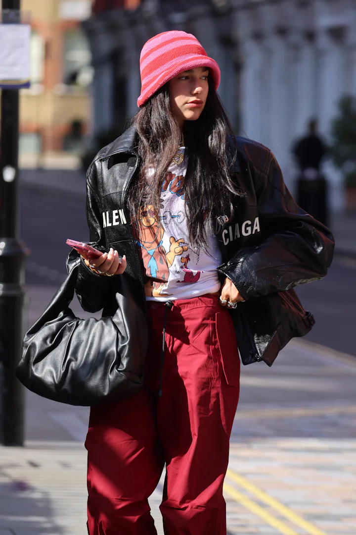 LONDON, ENGLAND - AUGUST 25: Dua Lipa seen arriving back at a hotel on August 25, 2021 in London, E...