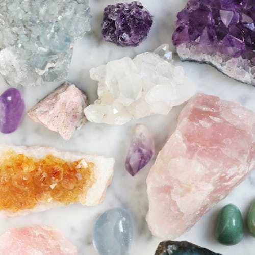 Amethyste, quartz rose, labradorite, citrine, celestine, pierre de lune, aventurine verte, rhodonite...