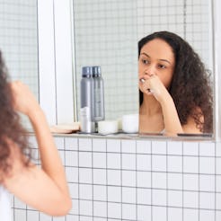 Dentists weigh in on a popular TikTok teeth whitening hack that involves baking soda, kiwi, and cucu...