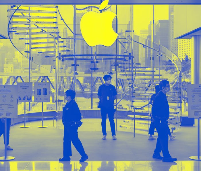 HONG KONG, CHINA - 2021/05/18: American multinational technology company Apple store and logo seen i...