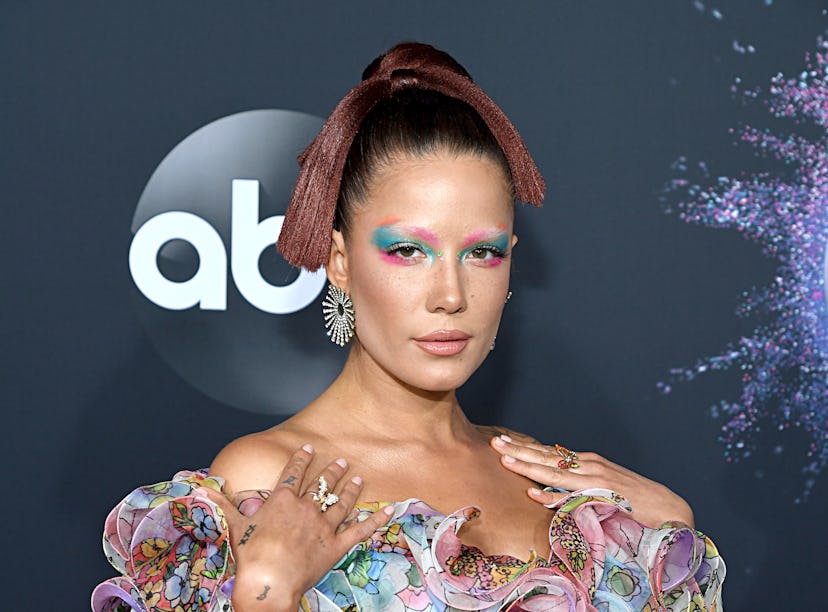 LOS ANGELES, CALIFORNIA - NOVEMBER 24: Halsey attends the 2019 American Music Awards at Microsoft Th...