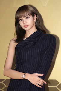 Major Korean Media Outlets Report BLACKPINK's Lisa Is Dating