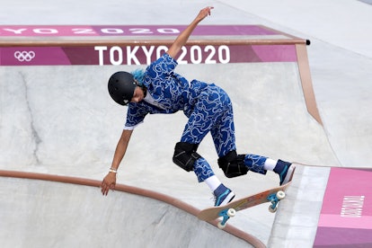 TOKYO, JAPAN - AUGUST 04: Lizzie Armanto of Team Finland during the Women's Skateboarding Park Preli...