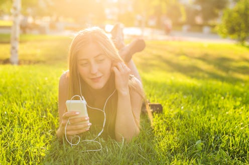 Astrologer Mecca Woods shares each zodiac sign's horoscopes for August 5, 2021.