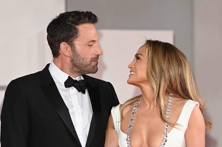 See these photos of Jennifer Lopez and Ben Affleck at their red carpet debut.