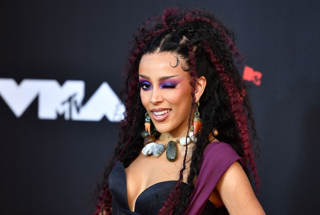 All of Doja Cat's 2021 VMAs Beauty Looks in One Place