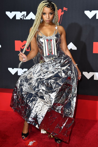R&B duo member Chloe Bailey arrives for the 2021 MTV Video Music Awards at Barclays Center in Brookl...