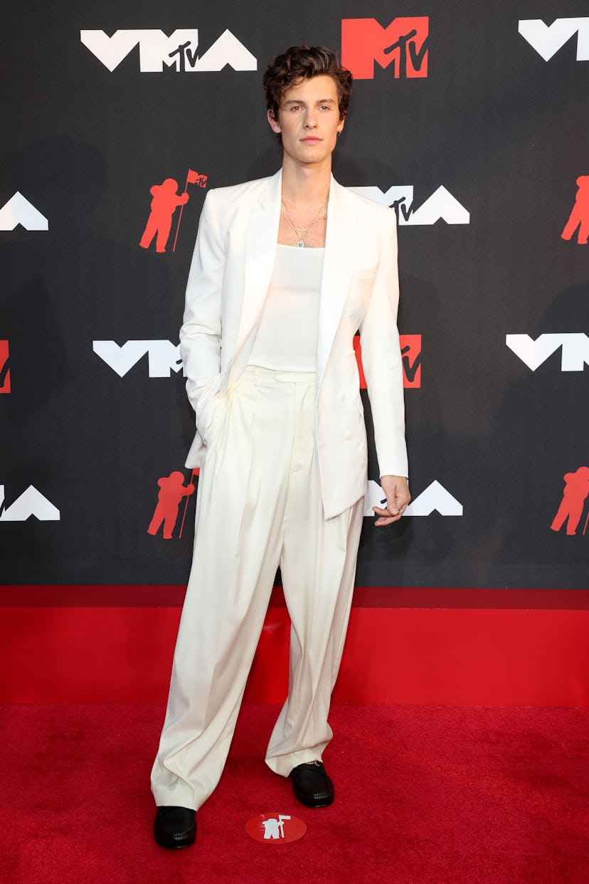 The VMAs 2021 red carpet fashion was truly wild, from Lil Nas X's cape to Doja Cat's lace. Here are ...