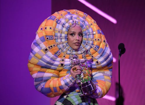 NEW YORK, NEW YORK - SEPTEMBER 12: Doja Cat accepts the Best Collaboration award for "Kiss Me More" ...