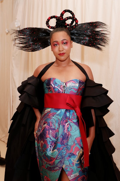Biola Solace-Chukwu on X: For her trophy photoshoot, Naomi Osaka was  offered a stylist and makeup artist She declined. She opted for a dress  she already had. She did her own makeup
