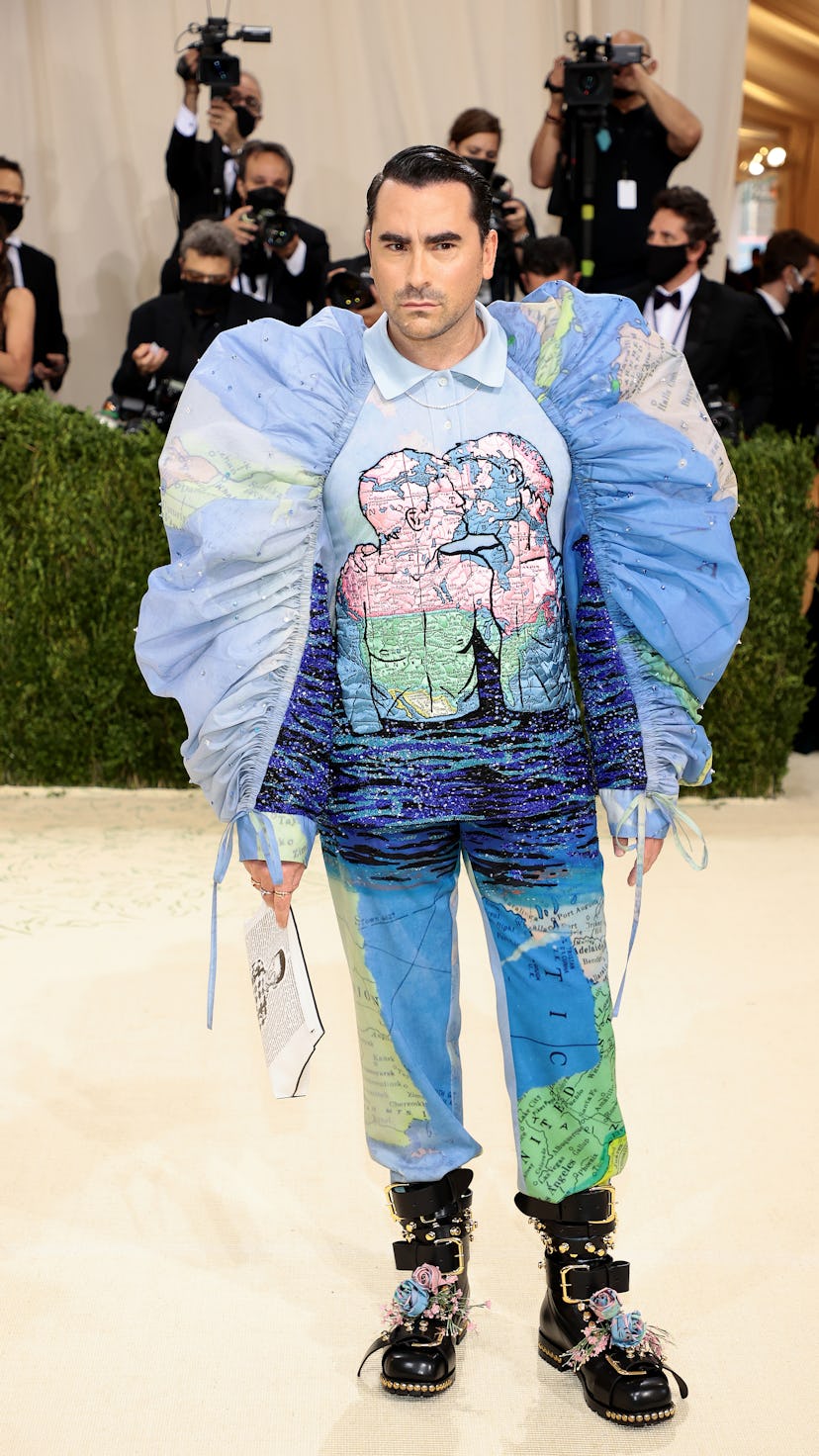 Dan Levy's 2021 Met Gala look is bursting with details.